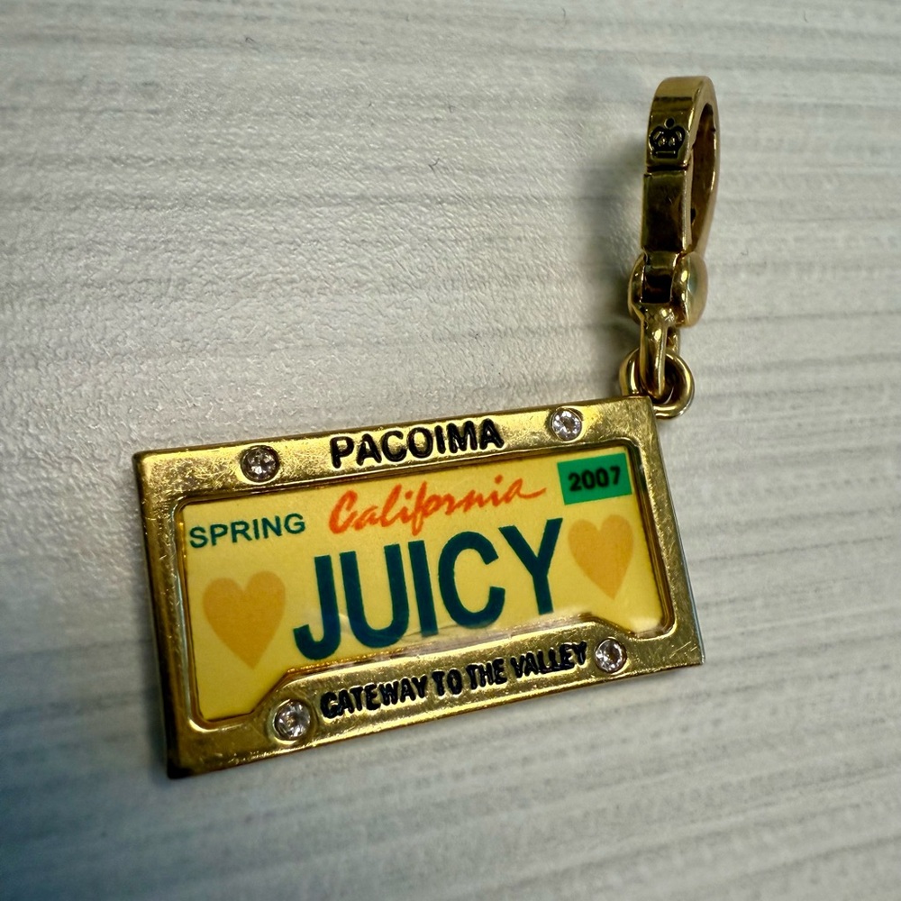 Juicy Couture 2007 License Plate Charm